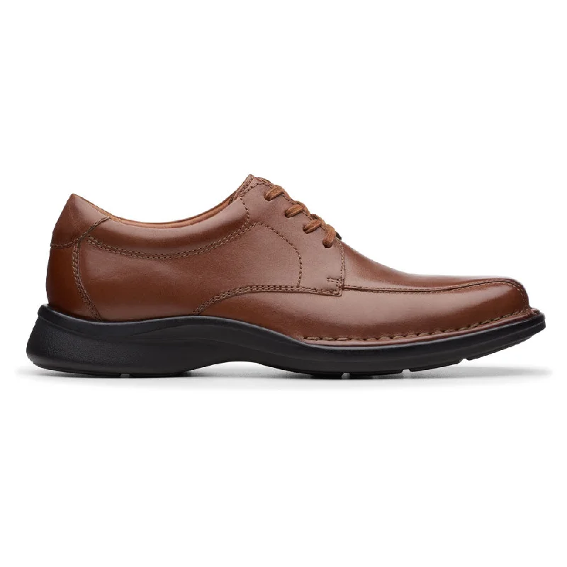 Best Walking Shoes Clarks Kempton Run Lace-Up Tan (Men's)