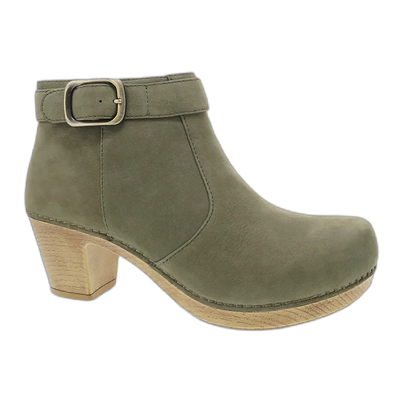 Trendy Sports Footwear Autumn