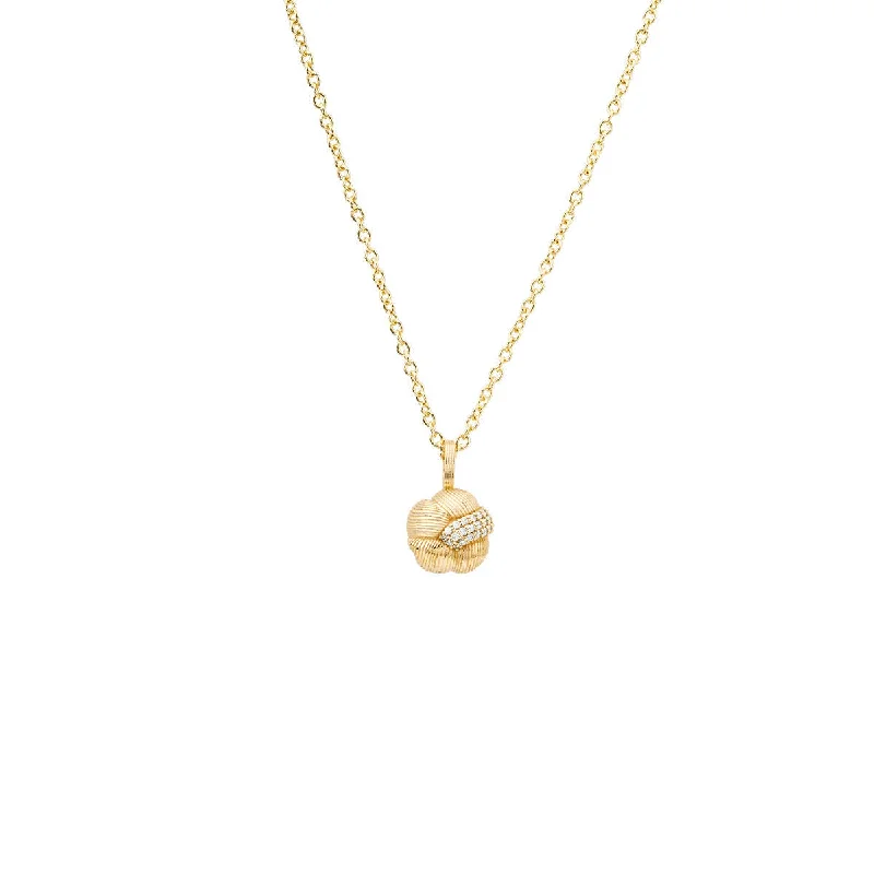 celestial star earrings stud Savá 18K Gold Pendant w. 27 Diamonds