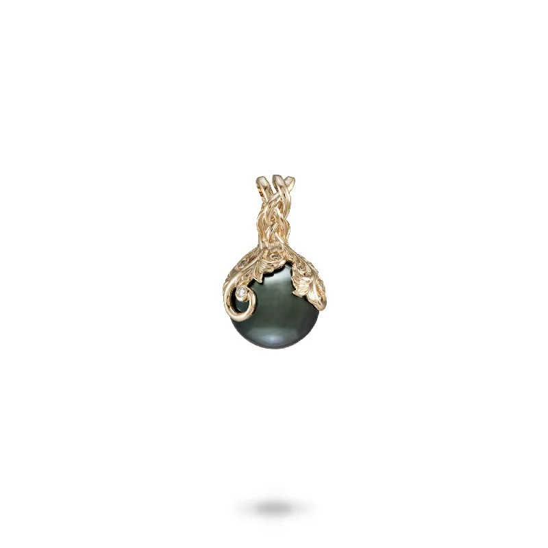 crystal-studded gold ring Living Heirloom Tahitian Black Pearl Pendant in Gold with Diamonds - 9-10mm crystal-studded gold ring Living Heirloom Tahitian Black Pearl Pendant in Gold with Diamonds - 9-10mm