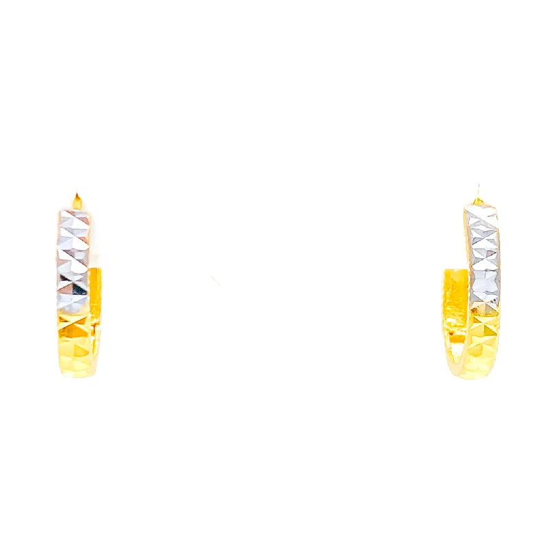 bold chunky cocktail ring Elegant Twinkling 22k Gold Bali