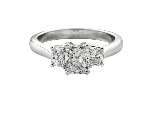 vintage gold engagement ring THREE STONE DIAMOND SEMI-MOUNT