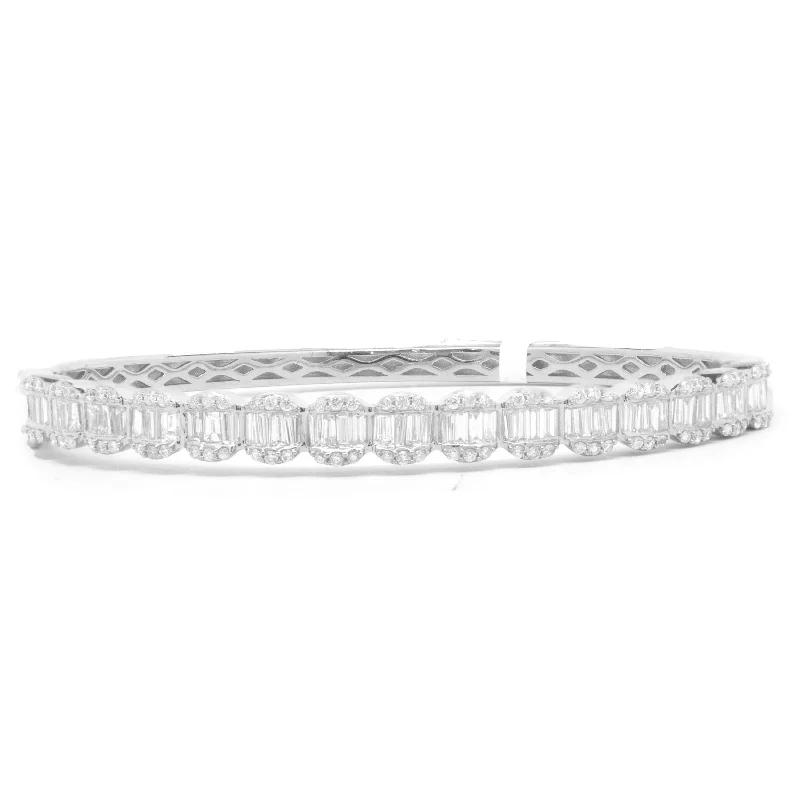 unique square diamond ring 18 Karat White Gold Mosaic Set Diamond Oval Link Bangle Bracelet unique square diamond ring 18 Karat White Gold Mosaic Set Diamond Oval Link Bangle Bracelet