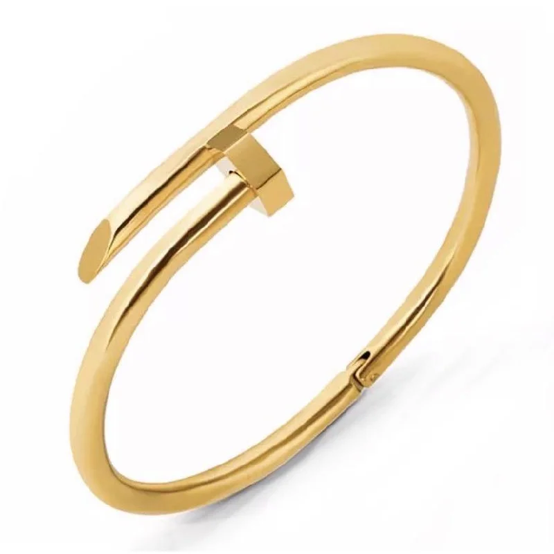 gold plated Cuban link chain Axel Nail Bracelet