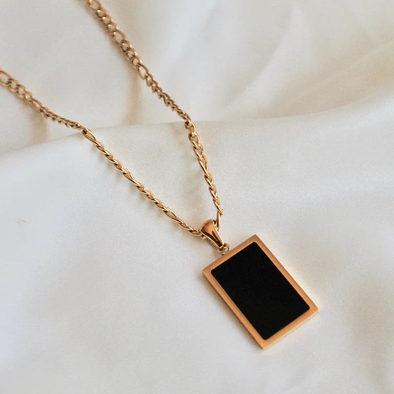 vintage-style floral brooch Judith  pendant necklace