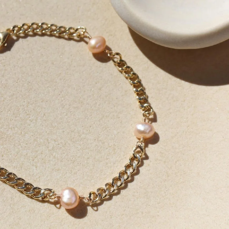 vintage rose gold cameo pendant Rosalie Pearl Bracelet