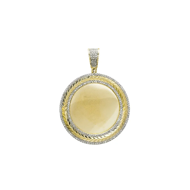 14k gold nose ring hoop Round Diamond Picture Pendant (10K)