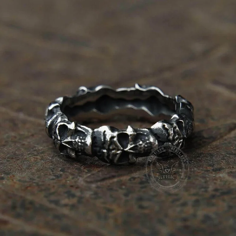 simple crystal earrings Surrounded Stainless Steel Skull Ring